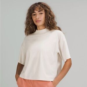 Lululemon LA Boxy Mock Neck Top